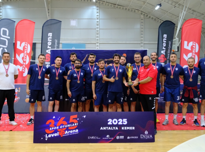 |Level Up Arena VOL-Cup 2025 Antalya’da Sona Erdi: Şampiyon Türk Traktör!